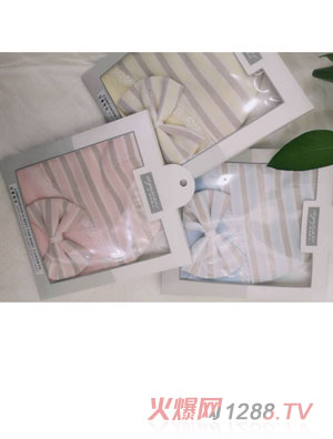 澤玉佳兒單層拼接胎帽盒裝