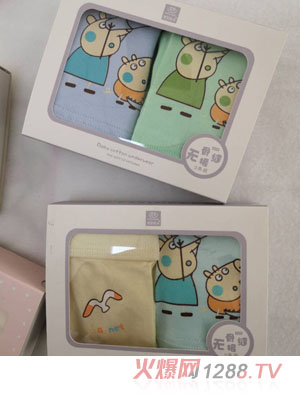 澤玉佳兒兒童內(nèi)褲盒裝